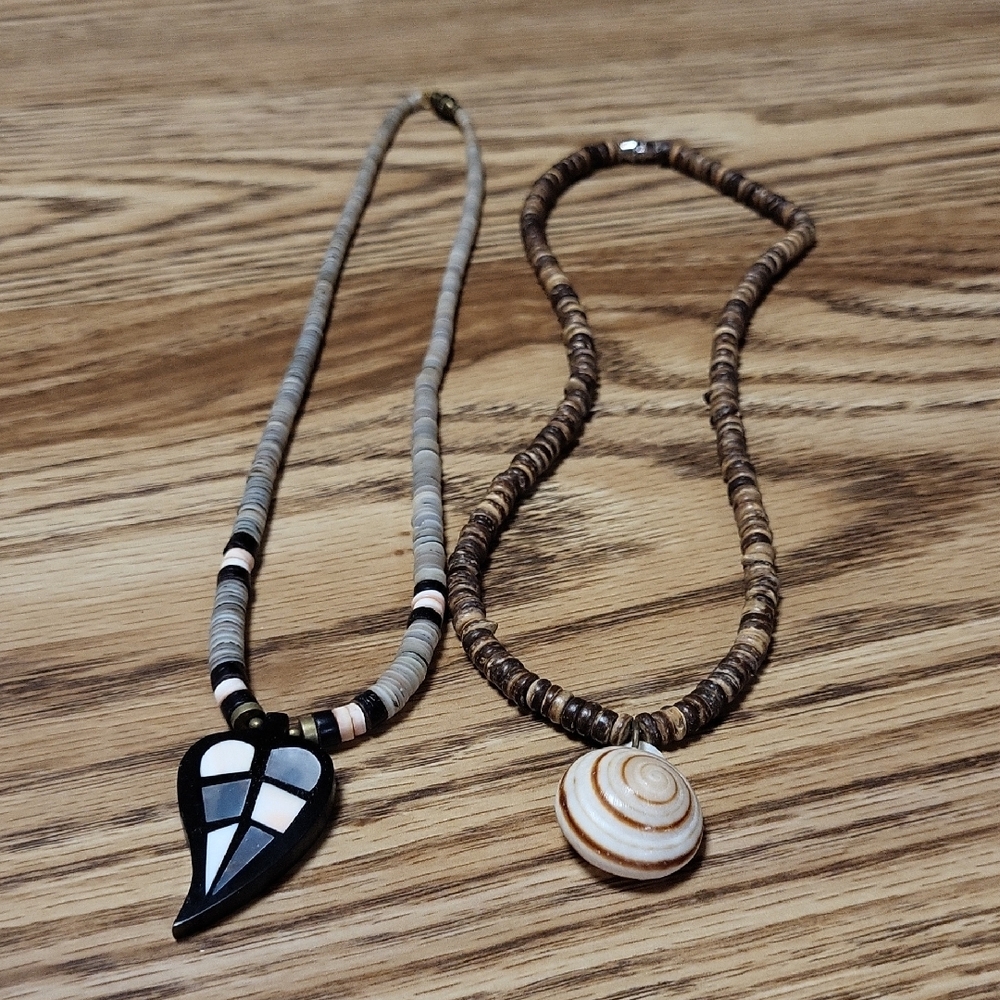 Heishi bead Necklace Set, leaf and seashell